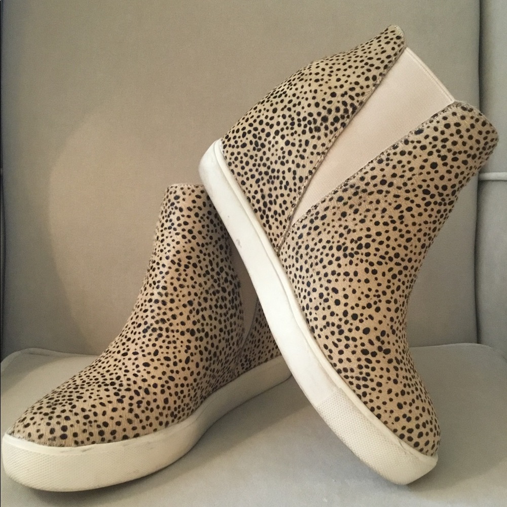 Coconuts sneaker style booties size 8 gently worn hair Hyde material